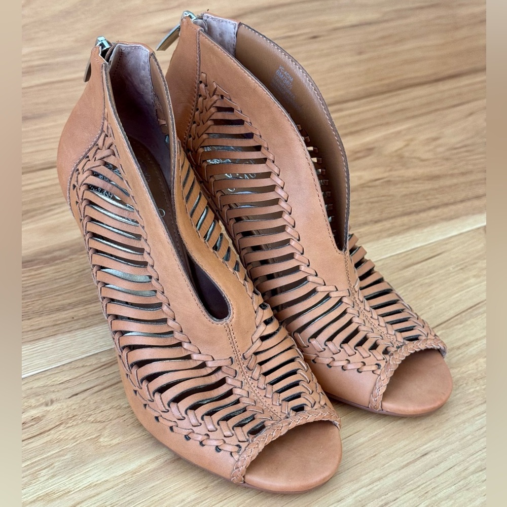 Vince Camuto Acha Cutout Peep Toe Booties Size 6M/36 1/2